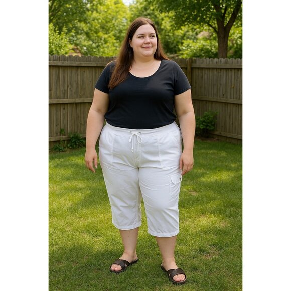 Lane Bryant Women’s Capri Pants Plus Size 28 White Cargo Drawstring Waist - Picture 1 of 7
